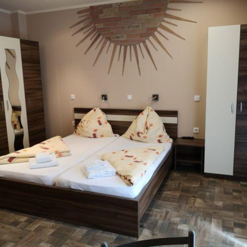 Bed and Breakfast Borostyán Panzió Balatonfüred Exterior foto